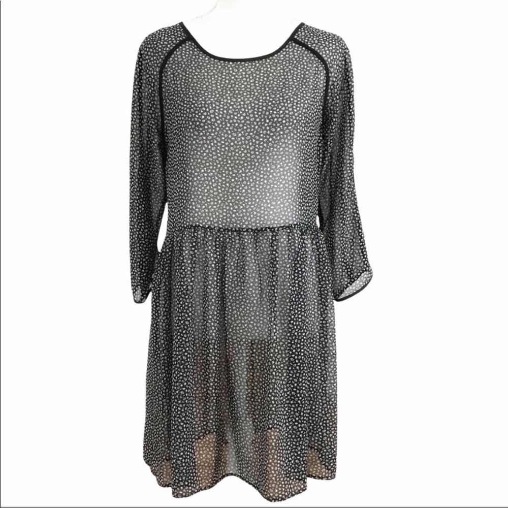 Frank and Oak ditsy floral b&w babydoll dress